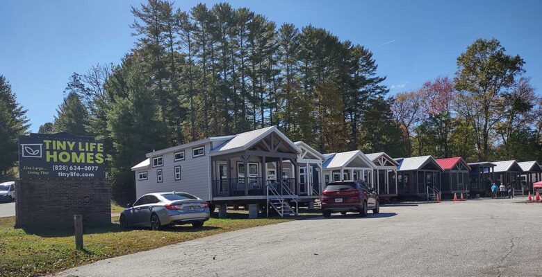 Tiny Homes Lux Sales Center – Franklin, NC